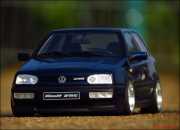 1:18 VW Volkswagen Golf 3 MK3 VR6 Blau Edition inkl. OVP